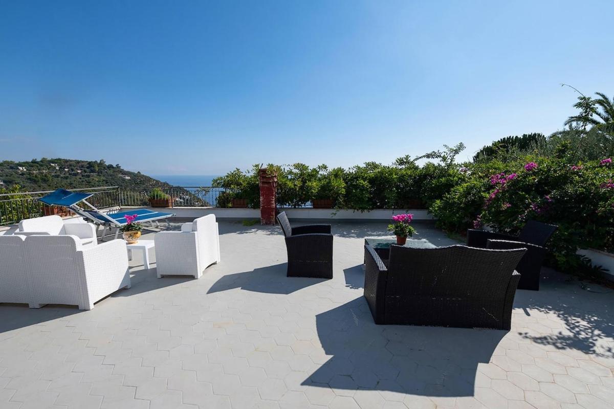 Villa Marinella Close To The Sea With Private Pool Нерано Экстерьер фото