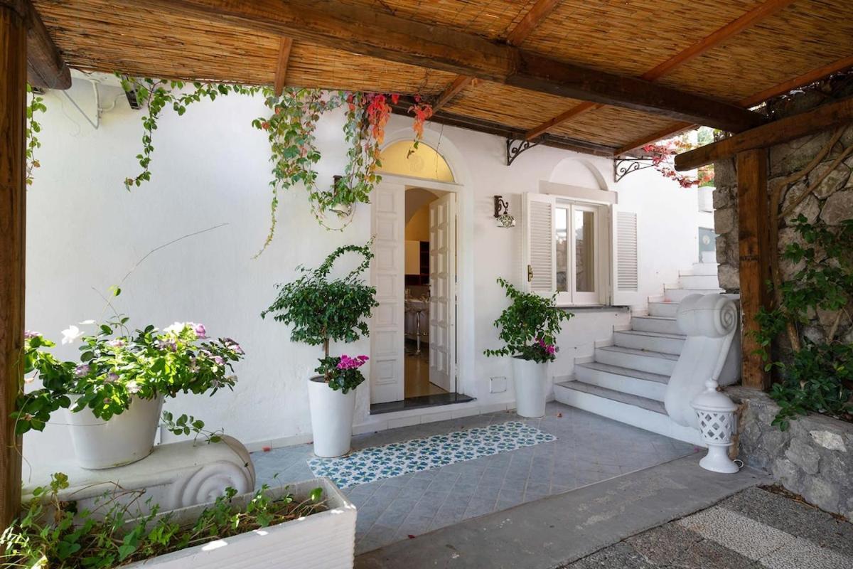 Villa Marinella Close To The Sea With Private Pool Нерано Экстерьер фото